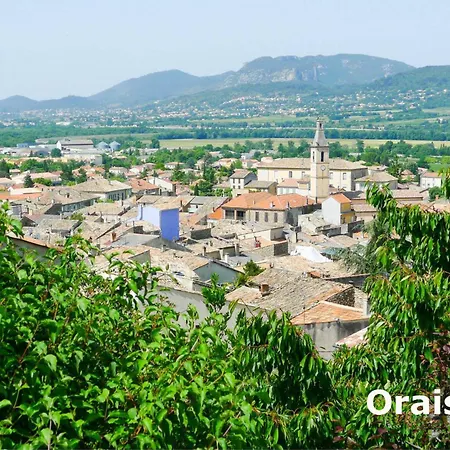 Au Temps Present Tatil Evi Oraison